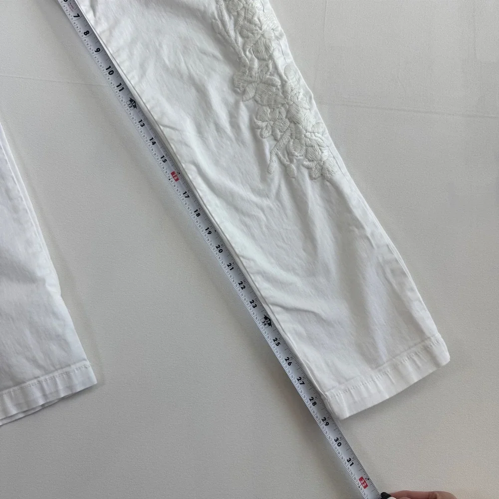 Anthropologie Chino Relaxed White Embroidered Floral Pants 99% cotton Size 31